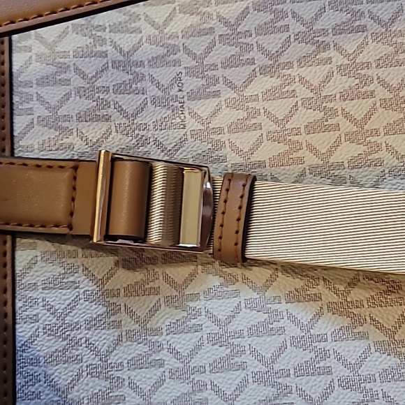 Michael Kors Logo Backpack - Picture 16 of 16